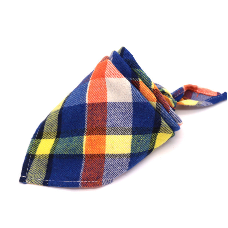 Cotton flannel baby plaid to increase triangle scarf Cotton flannel baby plaid to increase triangle scarf